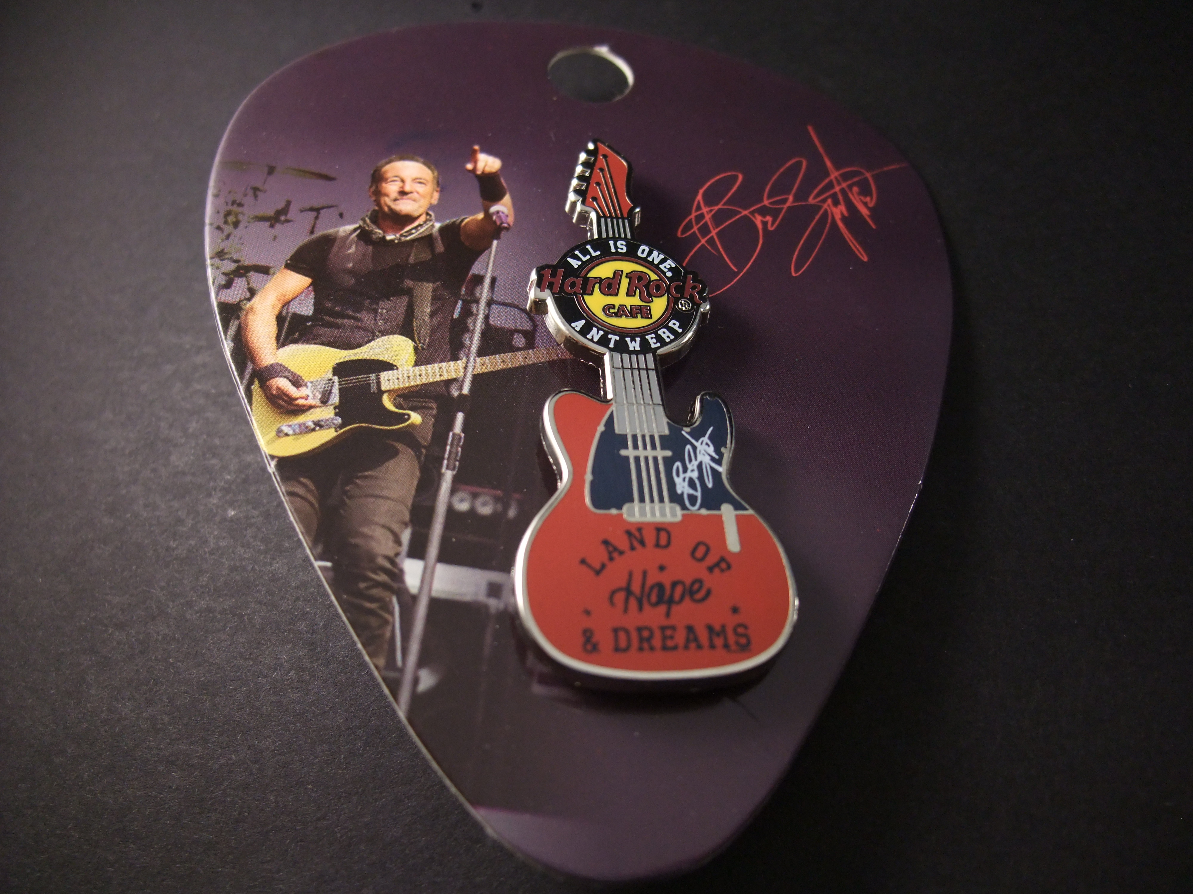 Bruce Springsteen.Hard Rock Cafe Sig series 36